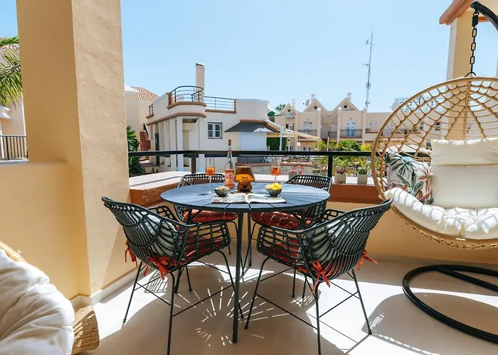 Amazing Renovated Pool View Apt, Aircon, 2 Min To Fanabe *