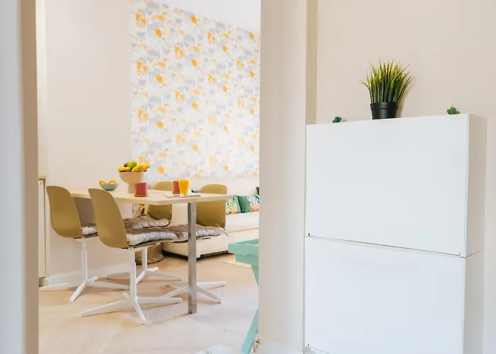 公寓 Amazing Renovated Pool View Apt, Aircon, 2 Min To Fanabe 阿德耶